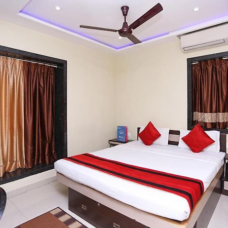 Reliable Inn Calcutta Buitenkant foto