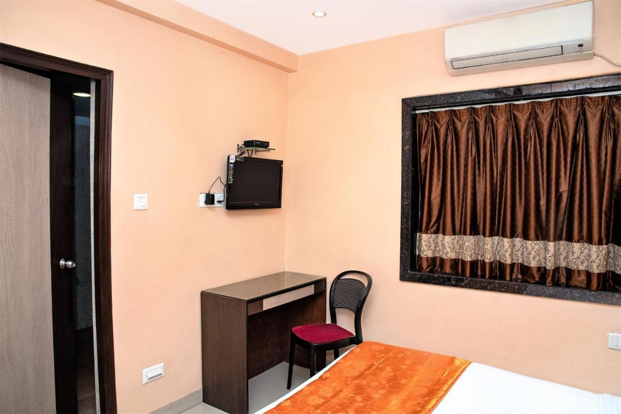 Reliable Inn Calcutta Buitenkant foto