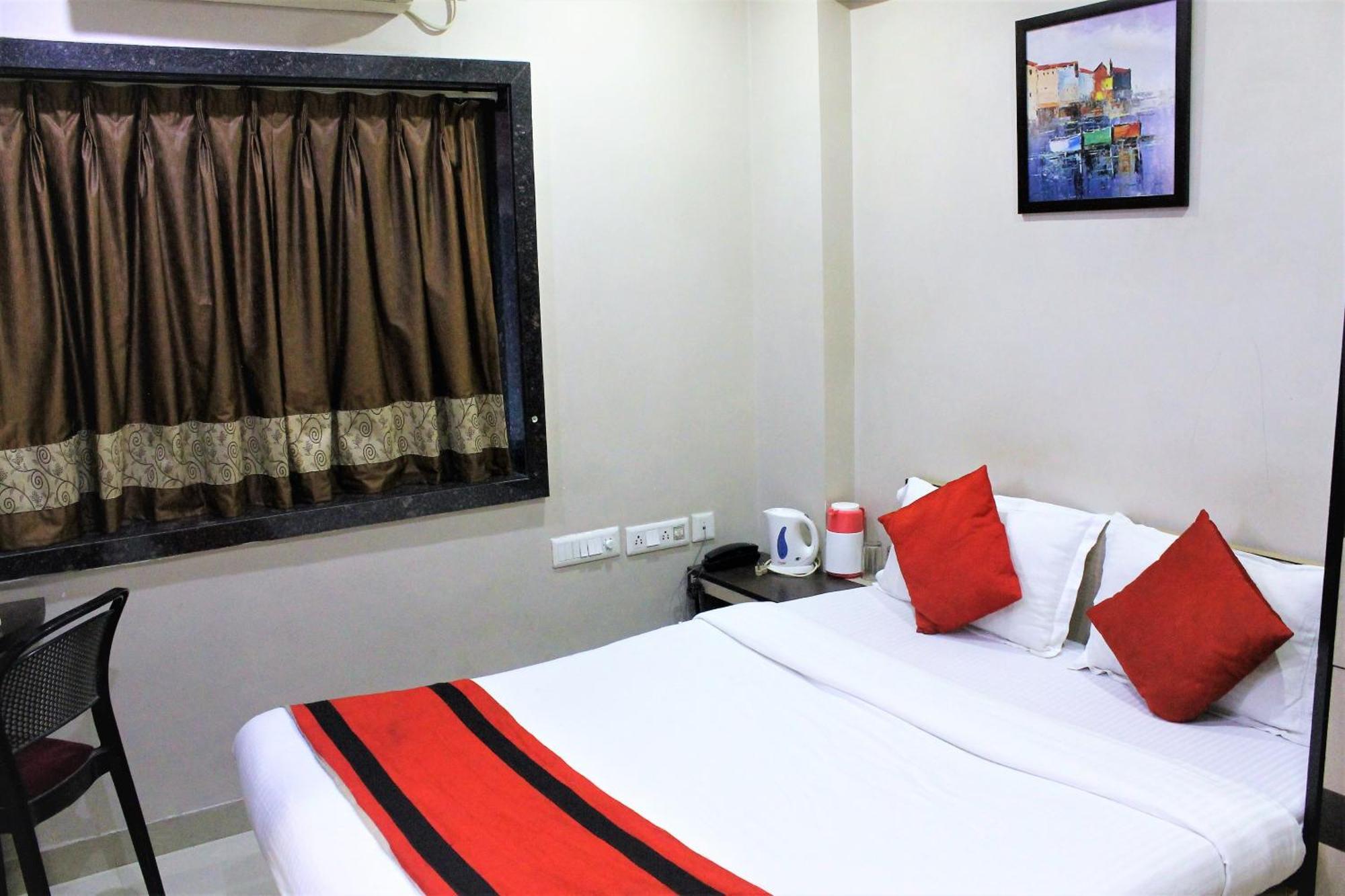 Reliable Inn Calcutta Buitenkant foto