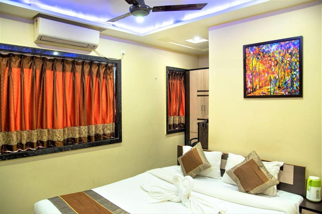 Reliable Inn Calcutta Buitenkant foto
