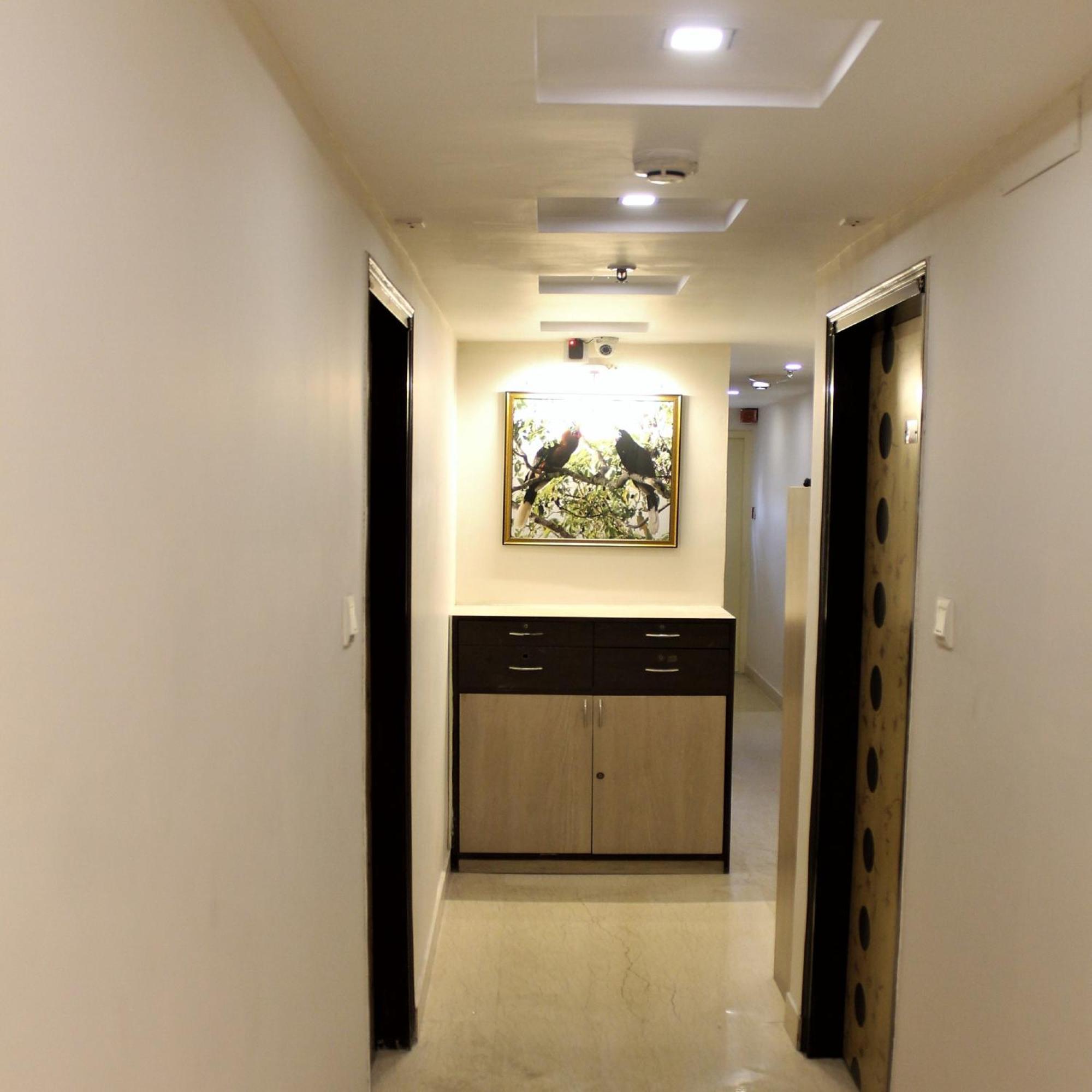 Reliable Inn Calcutta Buitenkant foto