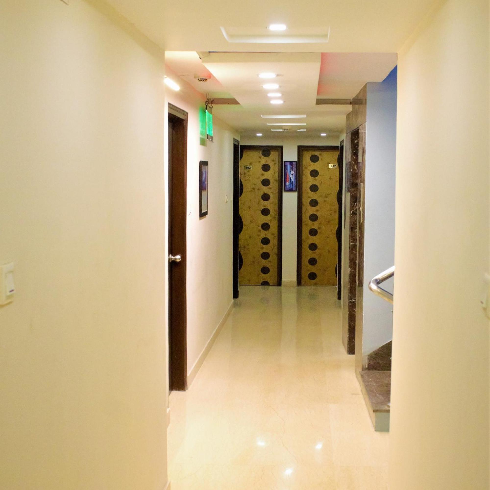 Reliable Inn Calcutta Buitenkant foto