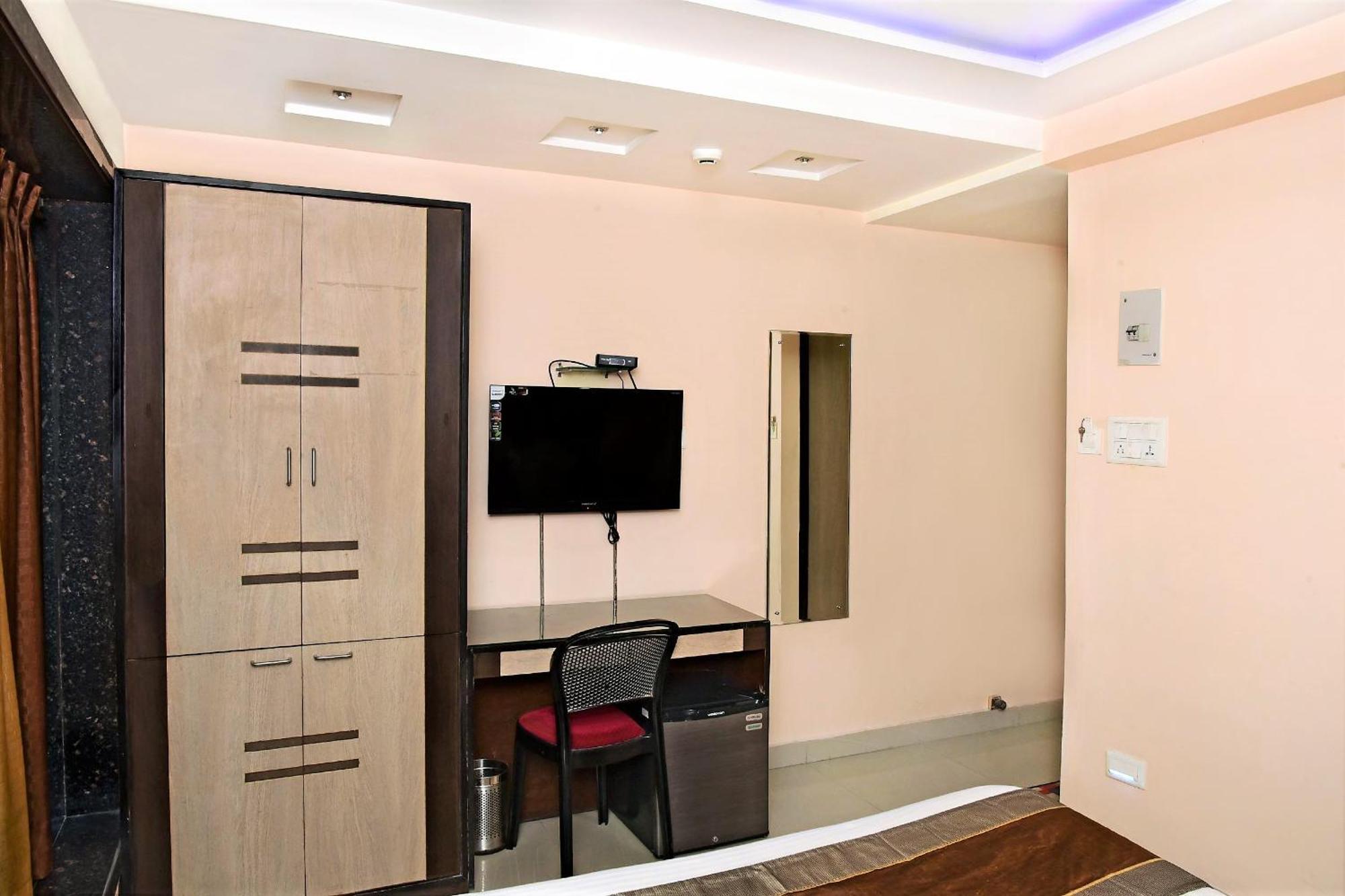 Reliable Inn Calcutta Buitenkant foto