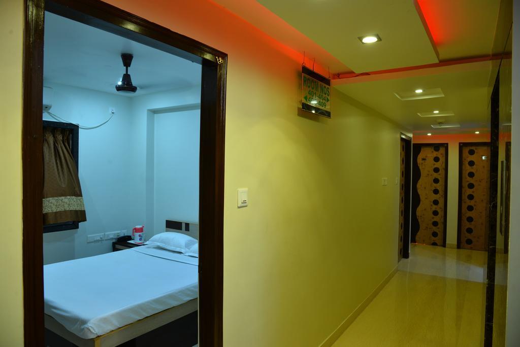 Reliable Inn Calcutta Kamer foto