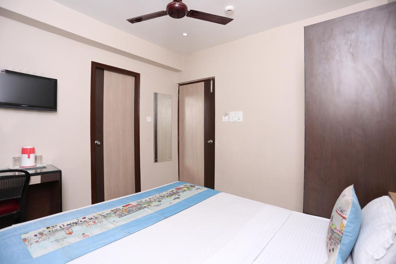Reliable Inn Calcutta Buitenkant foto